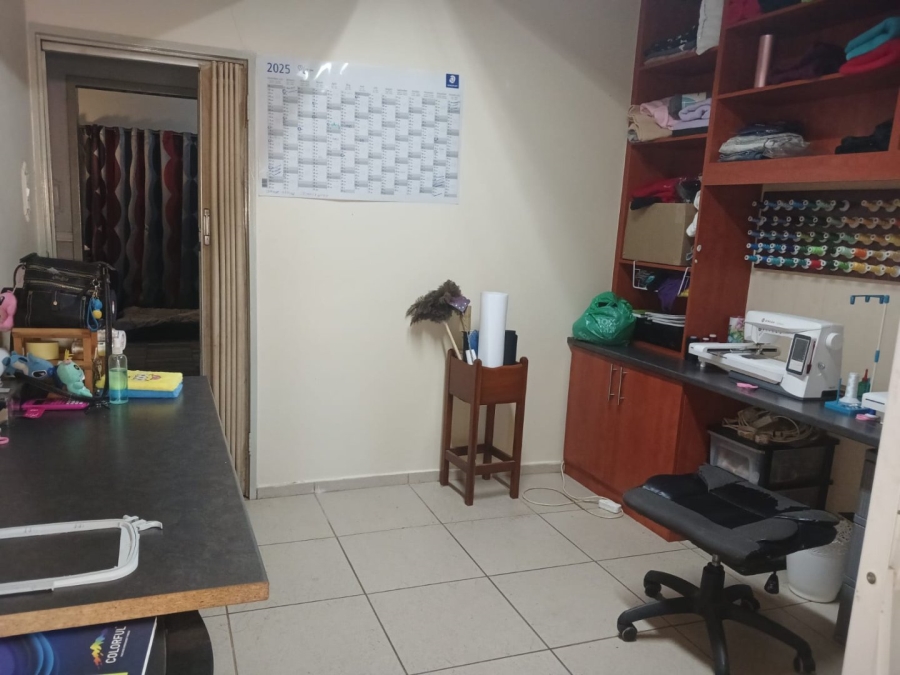 3 Bedroom Property for Sale in Adamayview North West